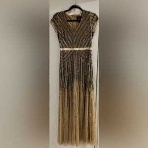 Beautiful Beaded Adrianna Papell Dress Size 4